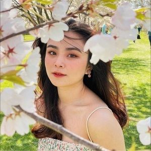 Meet your Posher, Ly